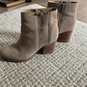 Franco Sarto Taupe Chelsea Boots